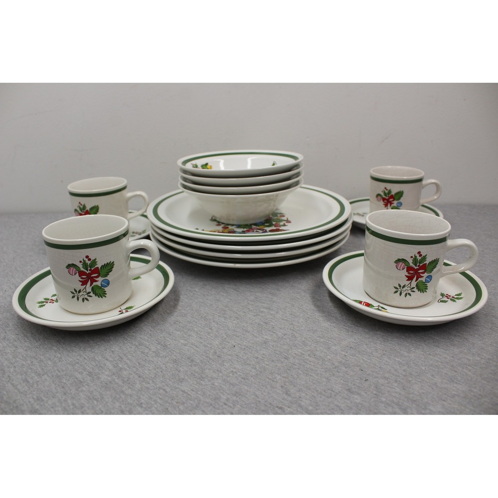 International China Noel Dinnerware White Christmas Tree 16pc Stoneware Dinner